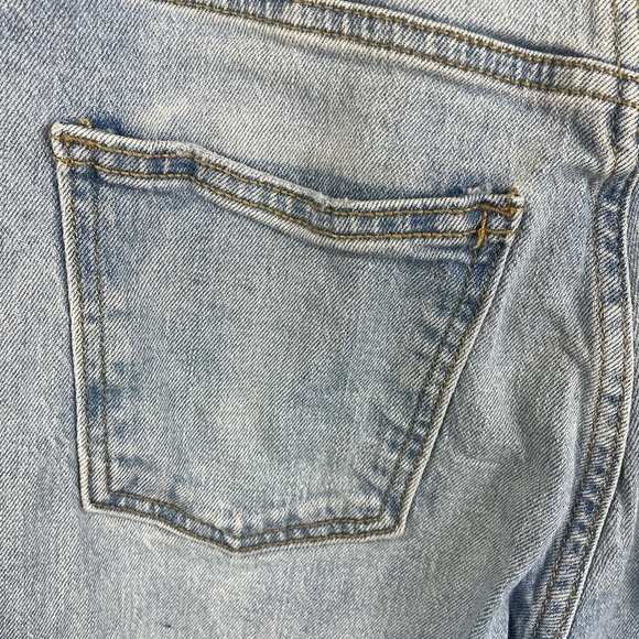 Universal Thread Light Wash Denim Distressed High-Rise 90’s Slim Jeans 4R W - Picture 14 of 14